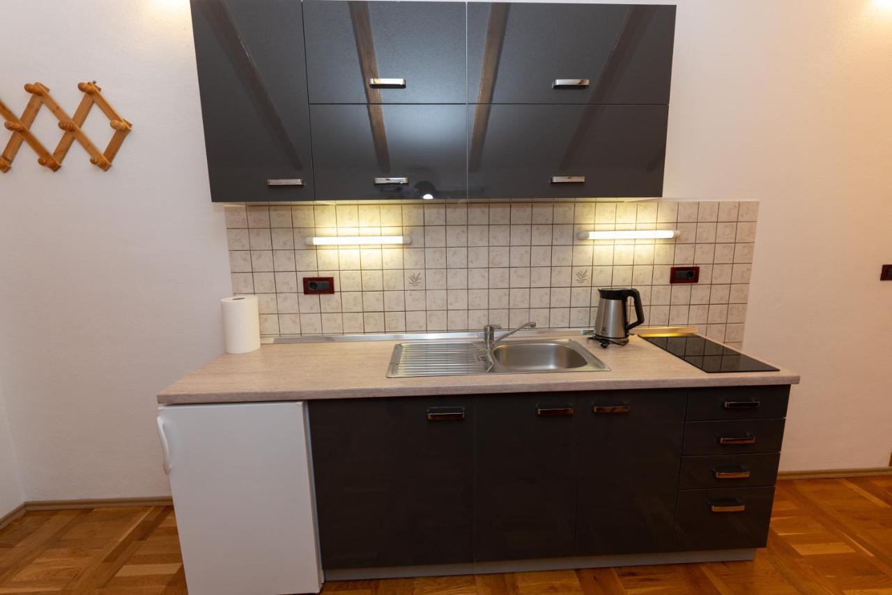 Apartman Miramare Otočac Esterno foto