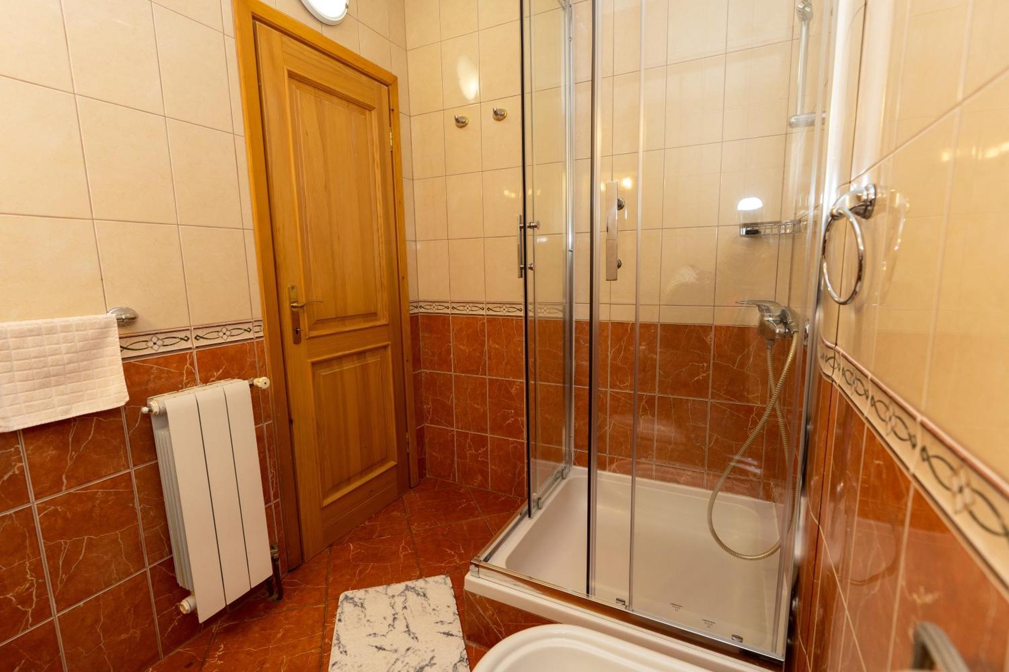 Hotel Apartman Miramare Otočac Esterno foto