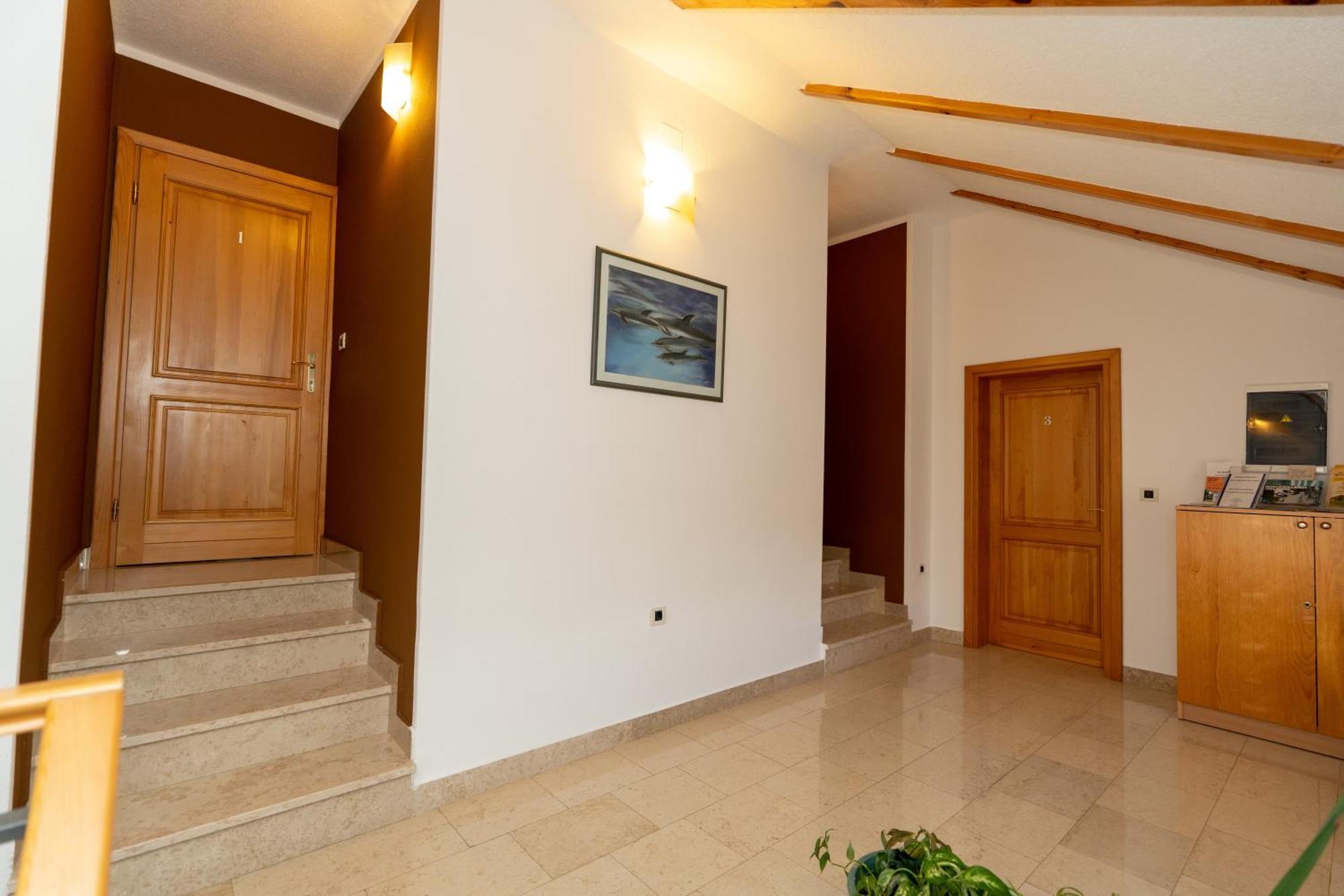 Apartman Miramare Otočac Esterno foto
