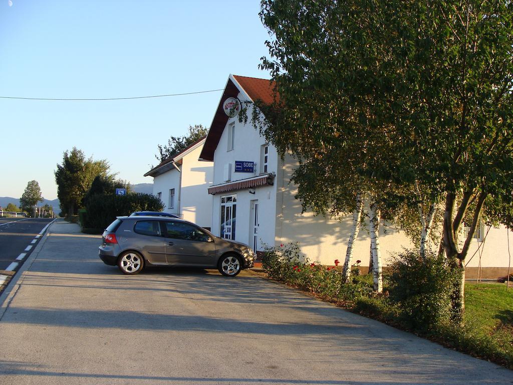 Apartman Miramare Otočac Esterno foto
